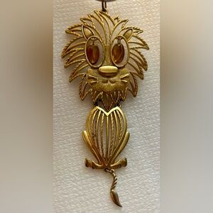 Vintage Retro Boho signed Alan Lion Pendant Costume Jewelry